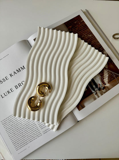Wavy White Jesmonite Tray