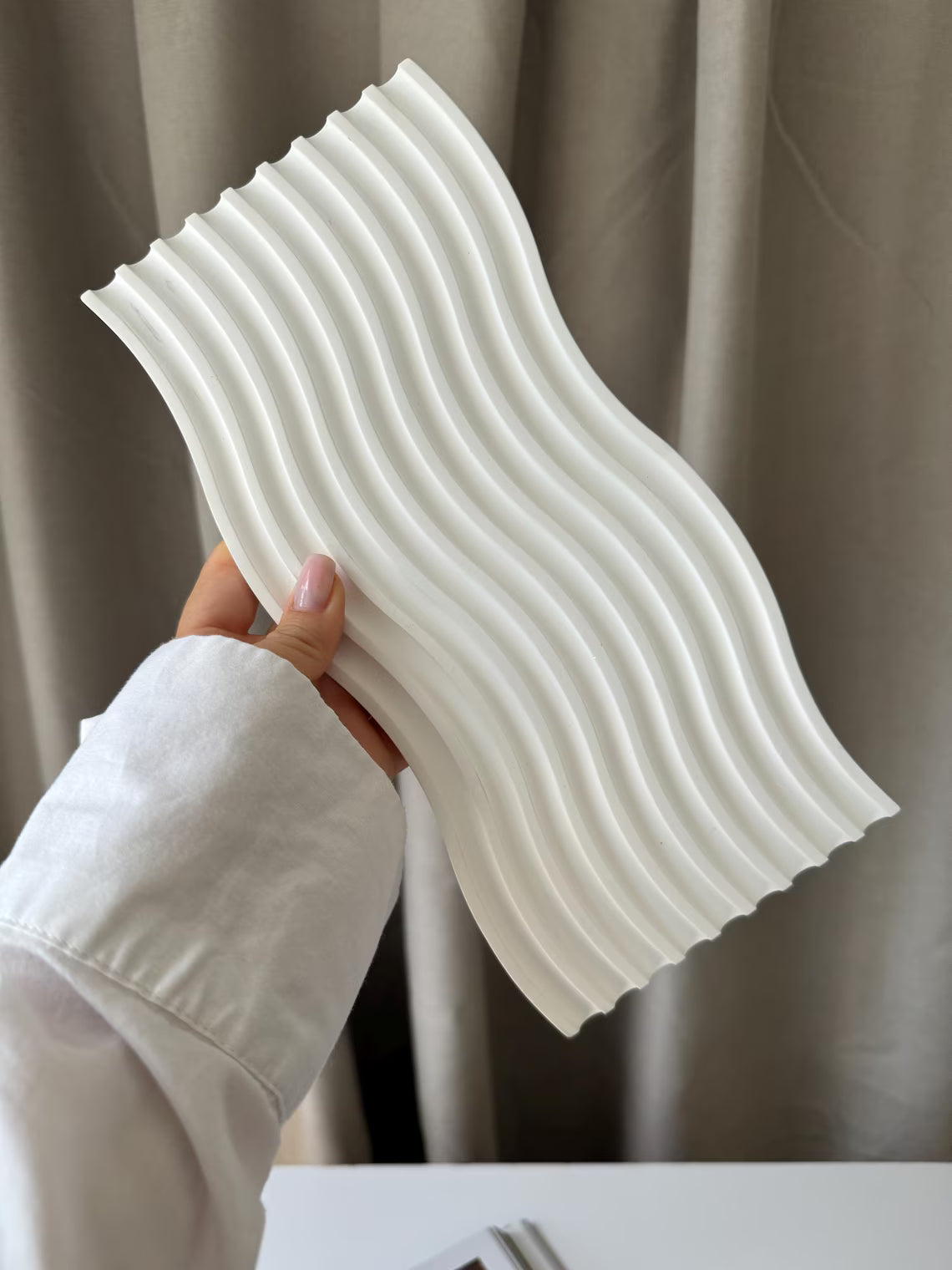 Wavy White Jesmonite Tray