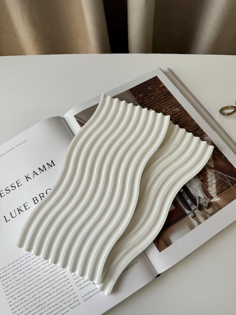 Wavy White Jesmonite Tray